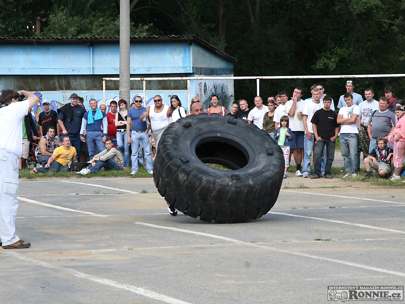 ...s 360 kg pneumatikou a....